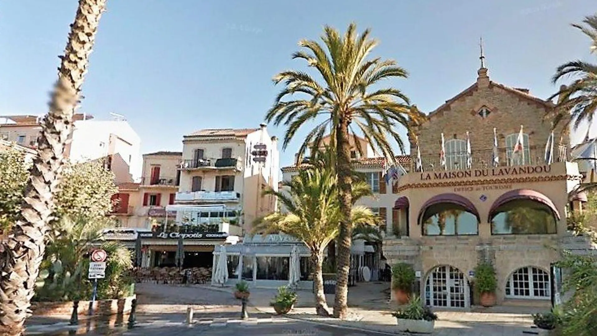 Appartement Climatise, 4 Couchages, Centre-Ville Du Lavandou, Proche Plage, Parking Inclus - Fr-1-251-580 Le Lavandou 0*,  France